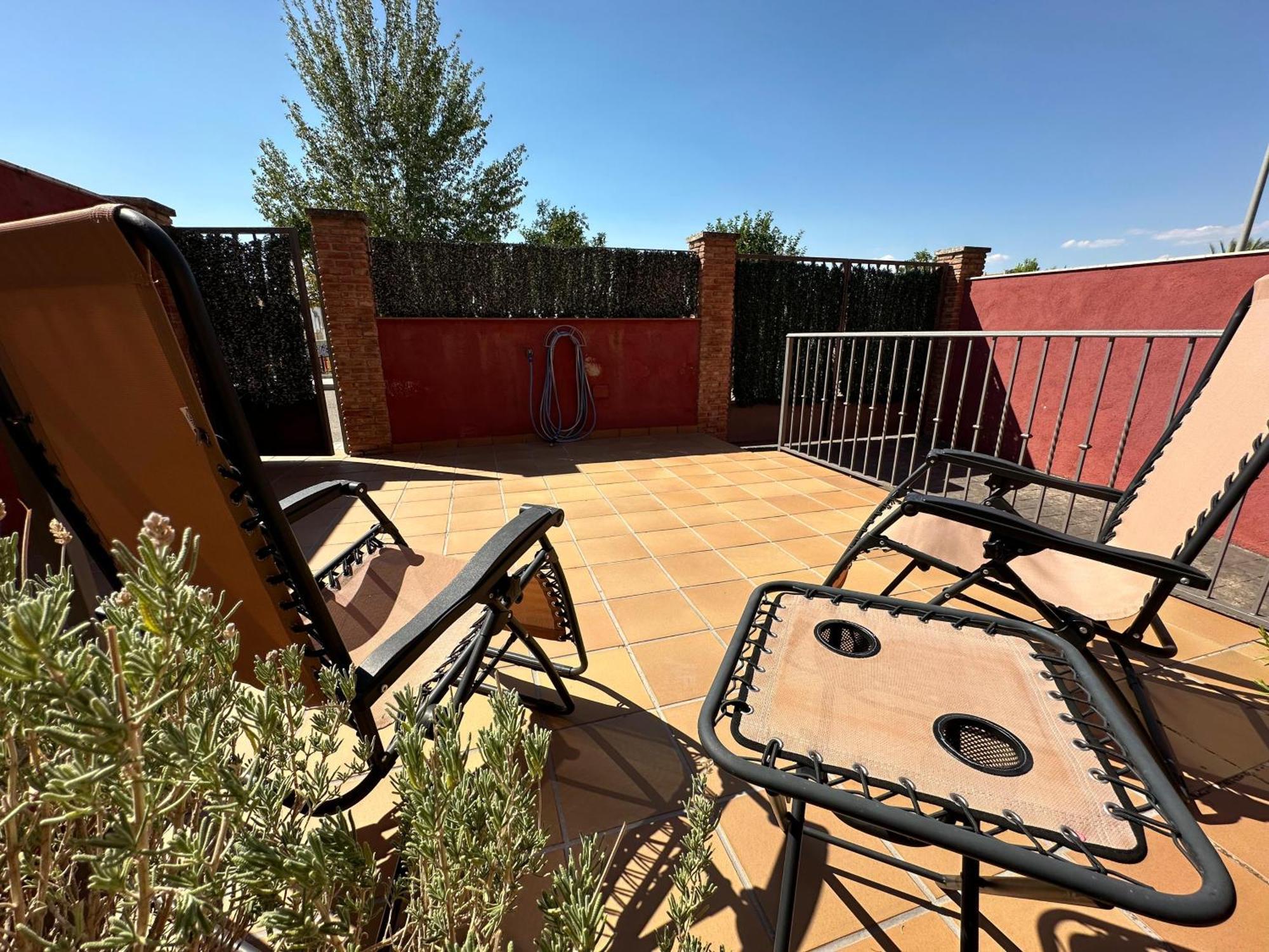 Вилла Casa Grande De Tres Plantas Con Parking Gratis Линарес Экстерьер фото