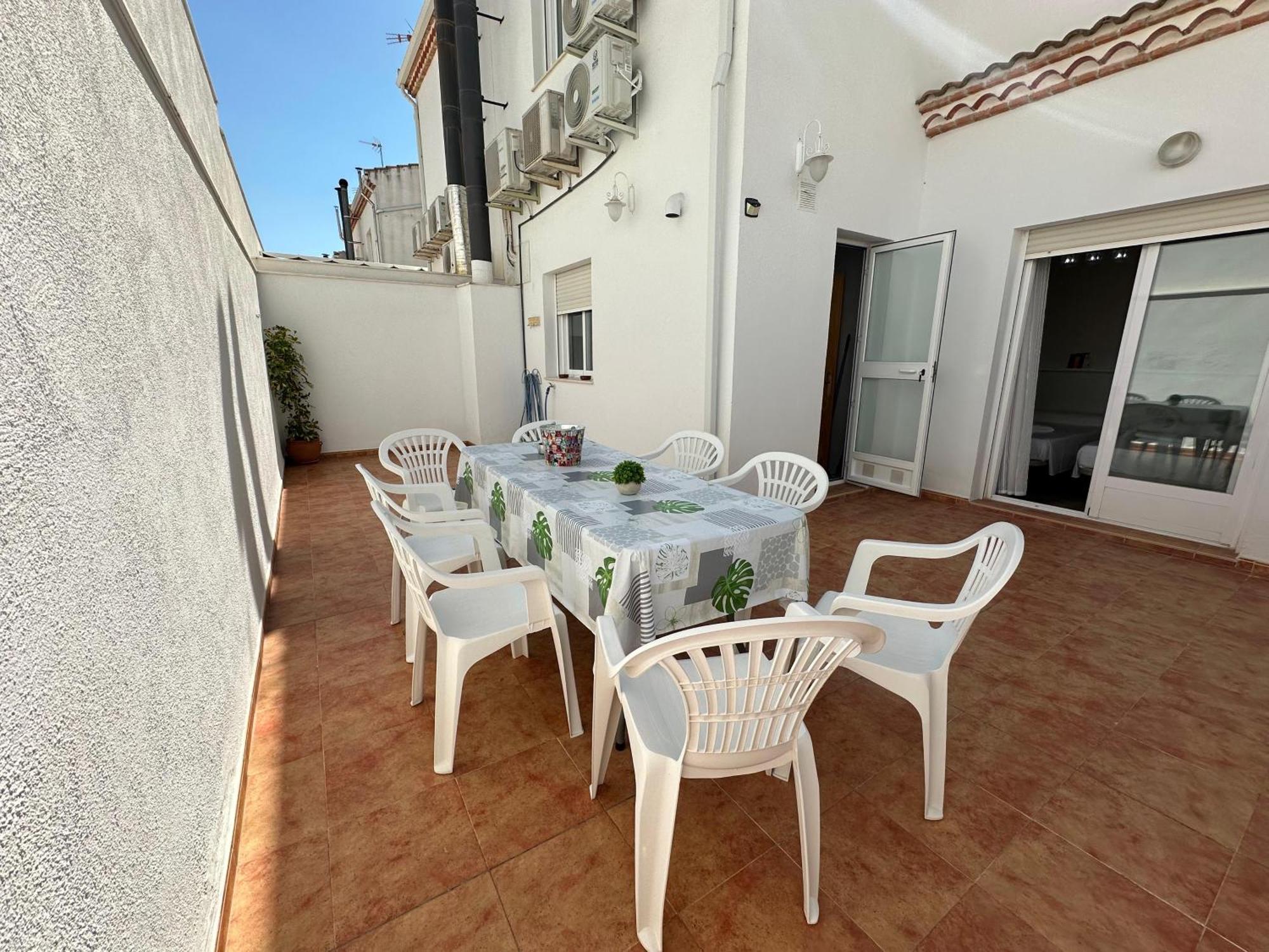 Вилла Casa Grande De Tres Plantas Con Parking Gratis Линарес Экстерьер фото